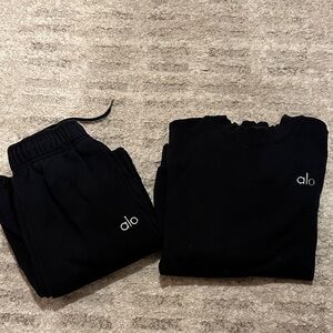 ALO Accolade Loungewear Set!